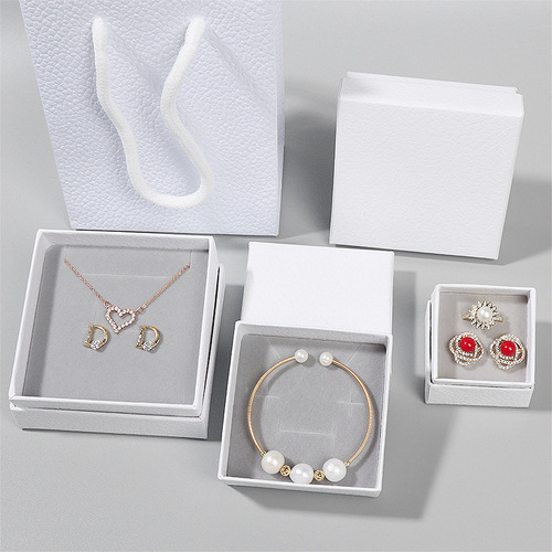 Textured jewelry box, ring, earrings, bracelet box, jewelry gift handbag, packaging box wholesale, custom logo available