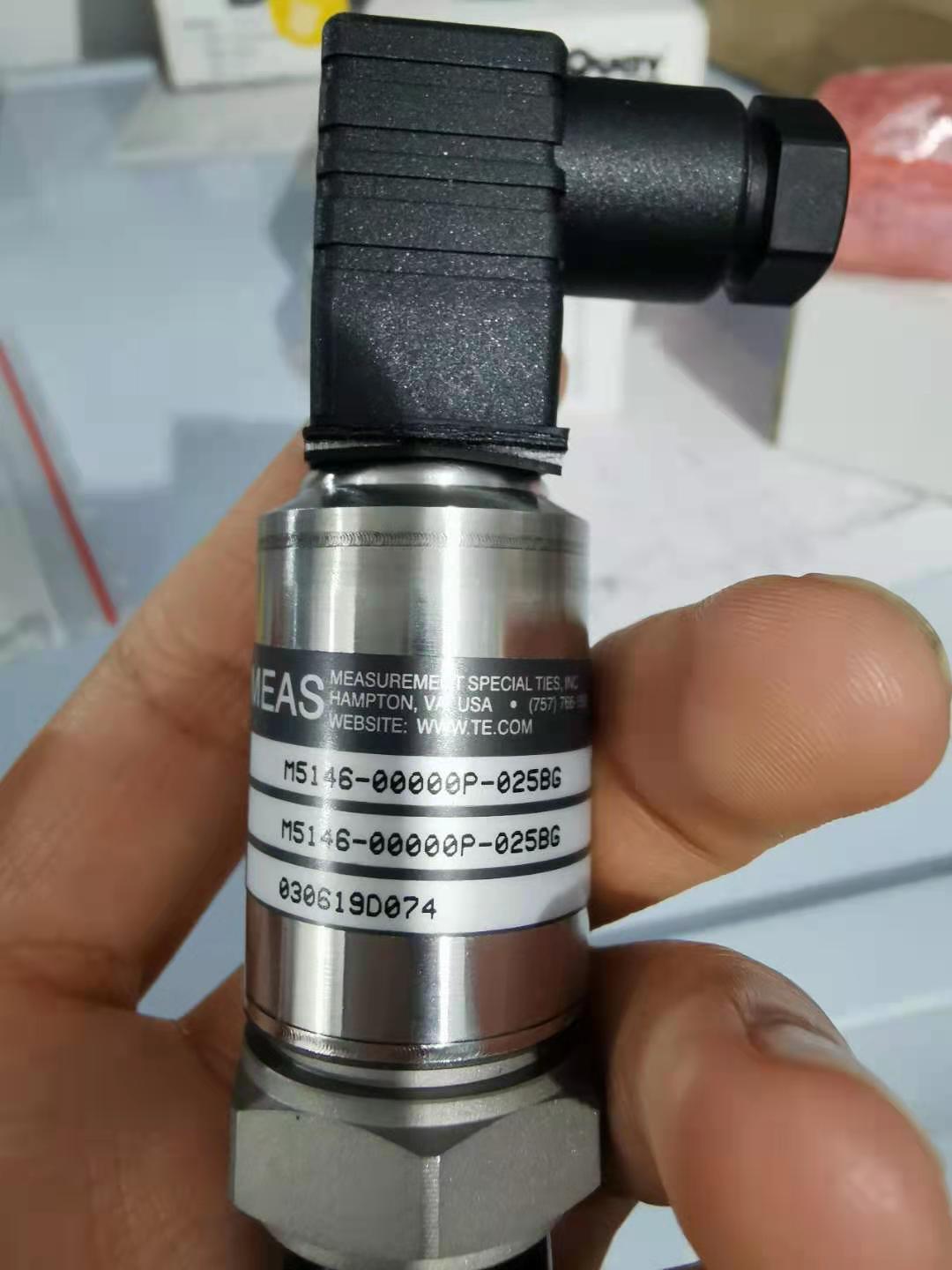 M5146-00000P-025BG麦克维尔中央空调压缩机高低压压力传感器