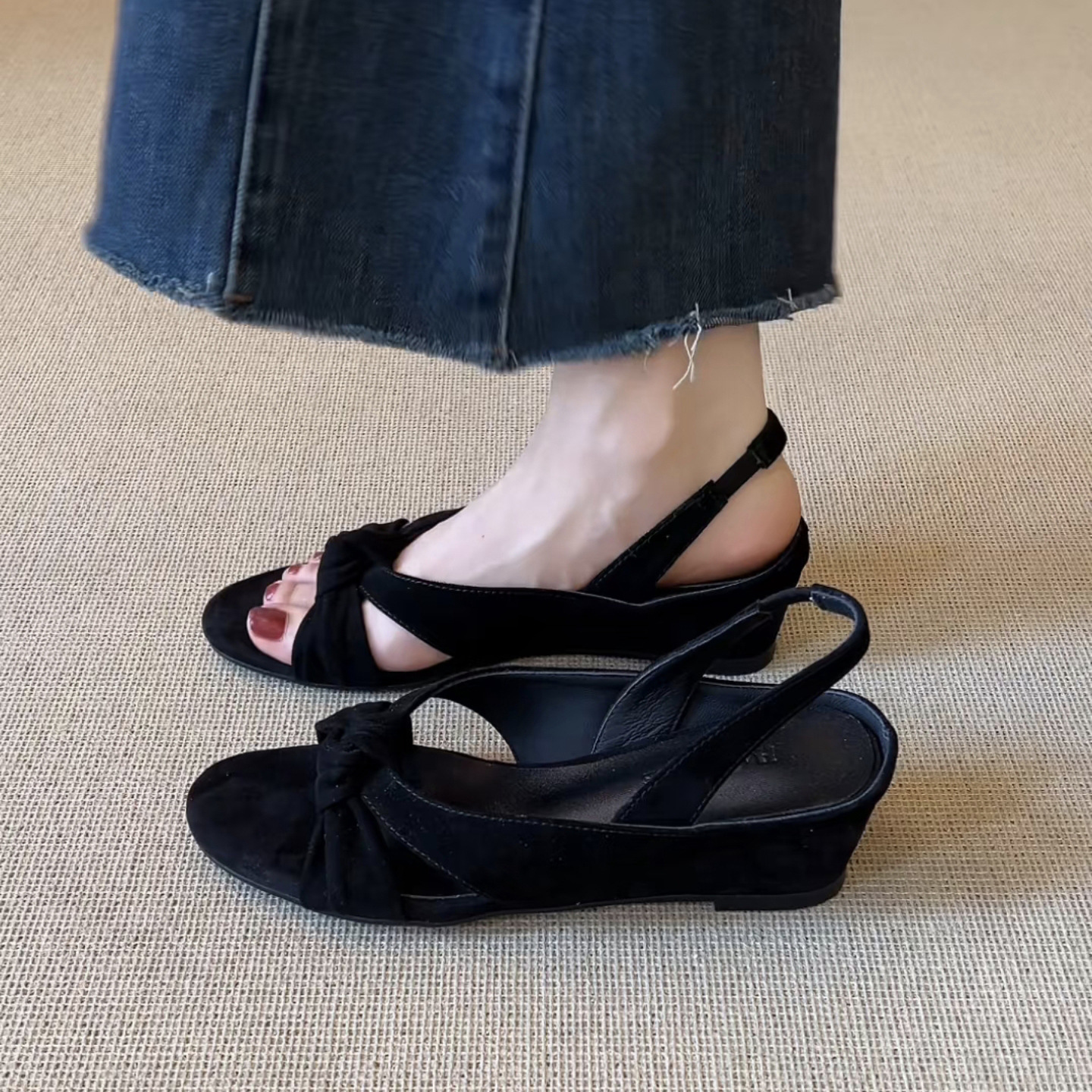 Sandal cao gót nữ hở mũi quai chéo buộc dây, gót 3.5 cm — đen
