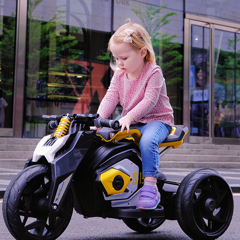Comercio exterior para niños motocicleta eléctrica niñas y niños triciclo recargable bebé puede montar coche de juguete coche de batería de control remoto