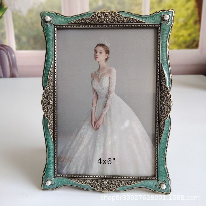 Emerald Green Horizontal and Vertical Metal Photo Frames, Jewelry Rack Photo Frames European Style Metal Photo Frame Yd8020 Emerald Green Horizontal and Vertical Metal Photo Frames, Jewelry Rack Photo Frames European Style Metal Photo Frame Yd8020