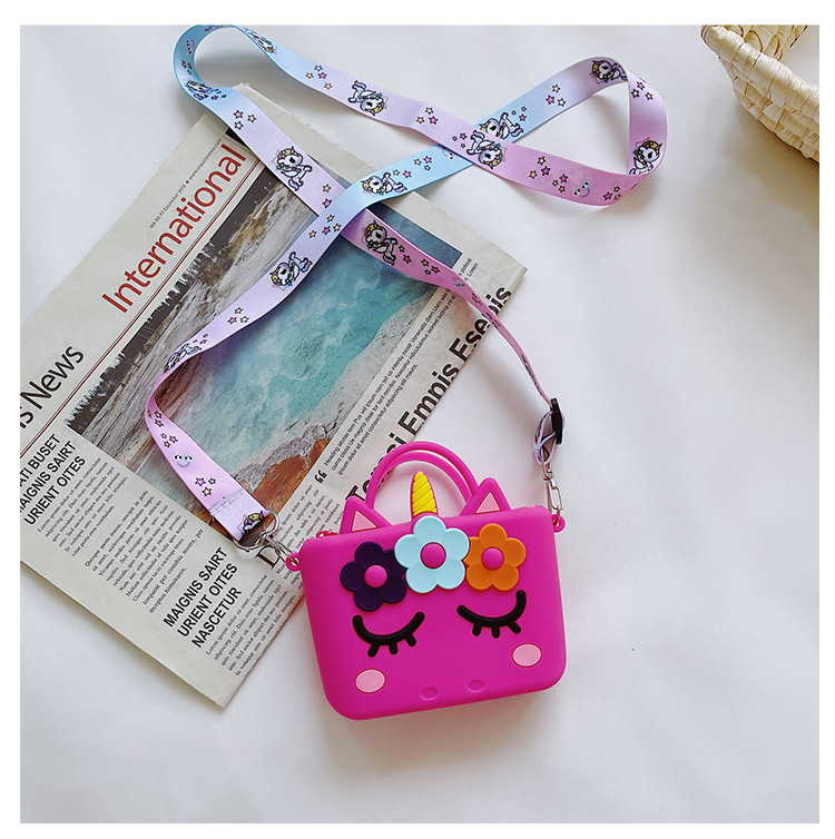 90g Weight Nylon Lining Material Zipper Closure Type Single Shoulder Strap Strap Type Animal Pattern White, Pink, Red Color Cute Cartoon  Silicone Bag 38