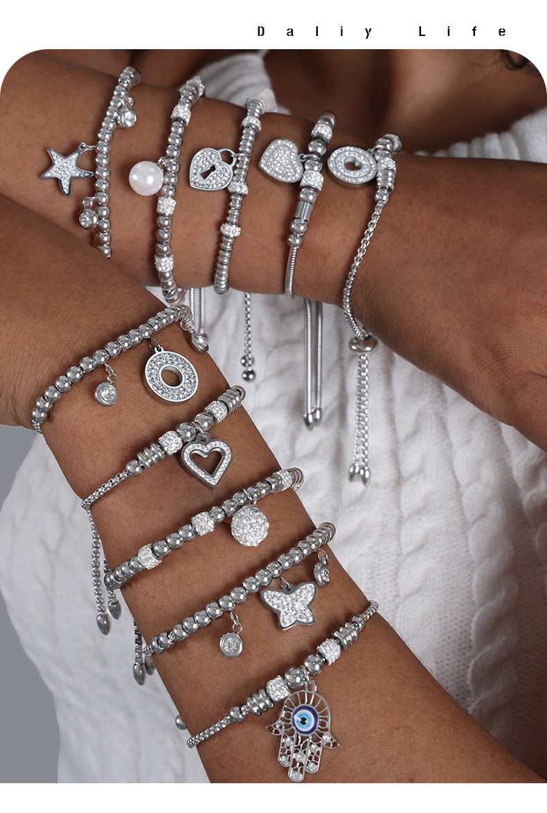 Streetwear Palm Heart Shape Eye Titanium Steel Plating Inlay Rhinestones Bracelets display picture 3