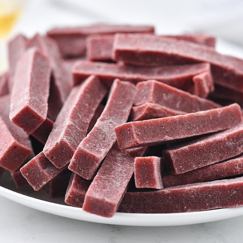 Mulberry Hawthorn Fruit Strips Original Flavor Chewy Herbal Fruit Snack 250g in use