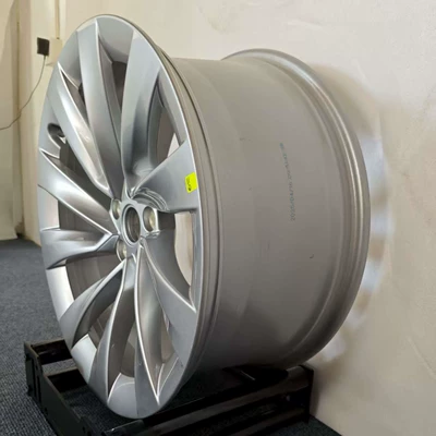 Suitable for Tesla's New Version Hub