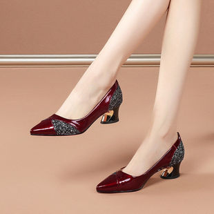 40-year-old mother's single-layer shoes women's mid-heel 2023 spring and summer new chunky pointed high-heeled shoes women's leather shoes all-match shoes