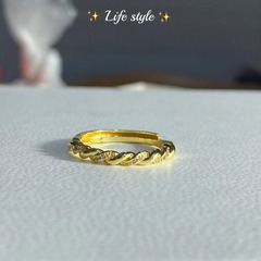 Delicate and shiny high-end ring with a sense of elegance, small and exquisite design, adjustable opening finger ring, 2024 new fashion 