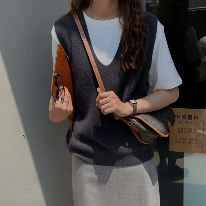 韩版V领针织马甲背心女2025秋冬季无袖坎肩宽松慵懒百搭休闲上衣|undefined