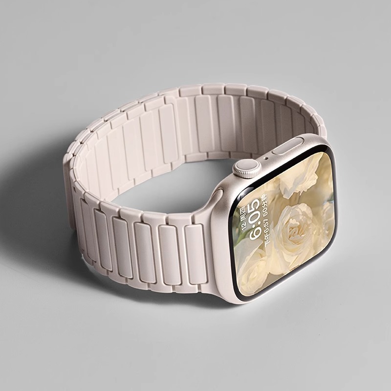 Suitable for Apple Watch Strap S10/Ultra/9Th Generation Wrist Strap Strong Magnetic Two-Color Gradient Silicone Magnetic Strap