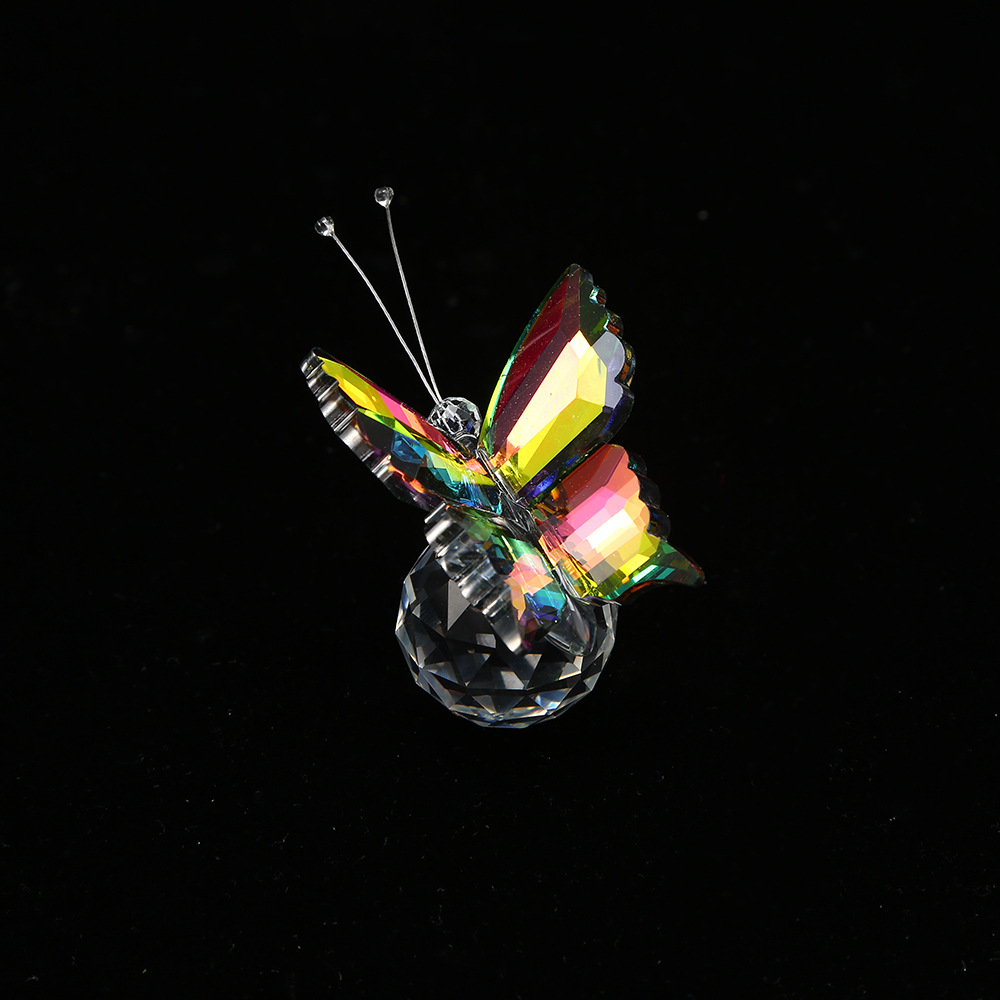 Luxury Crystal Butterfly Desktop Ornament, Iridescent Gradient Faceted Crystal Ball for Car and Home Decoration, Birthday Gift