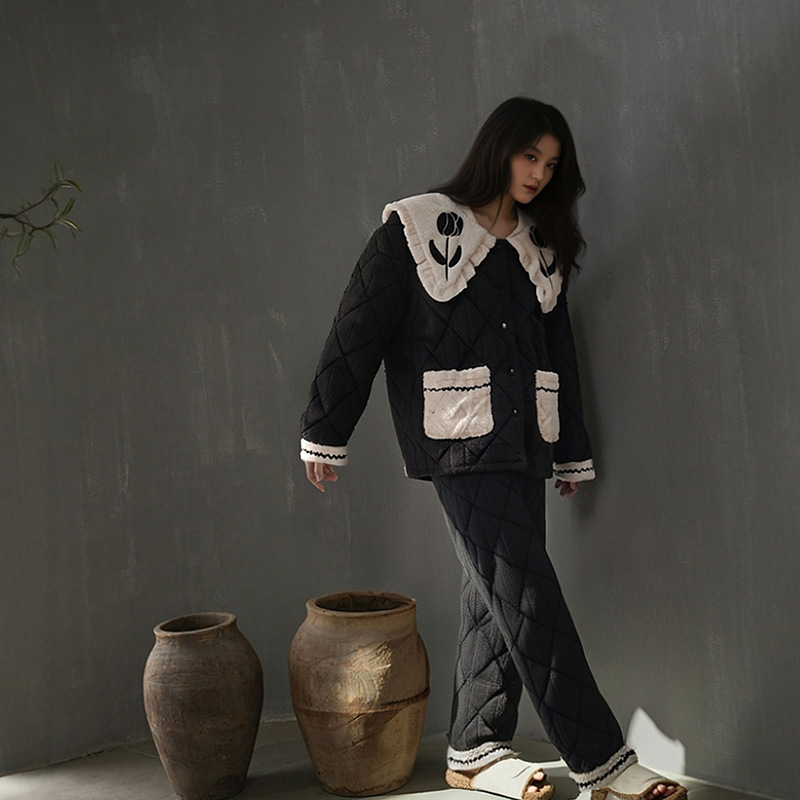 秋冬季女款睡衣珊瑚绒三层夹棉一件代发保暖软绵绵法兰绒棉袄省服