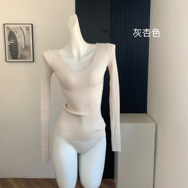 famouswang2025年早秋季新款温温柔柔多穿v领显瘦长袖针织打底衫|undefined