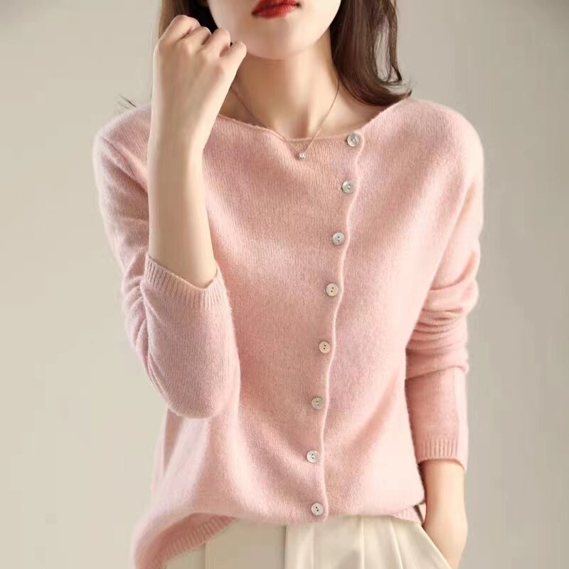 No-Colliding Shirt ~ 2025 Autumn and Winter Single-Breasted Cashmere Cardigan for Women Pure Color Cashmere Low Round Neck Thin Knitted Outer Wear