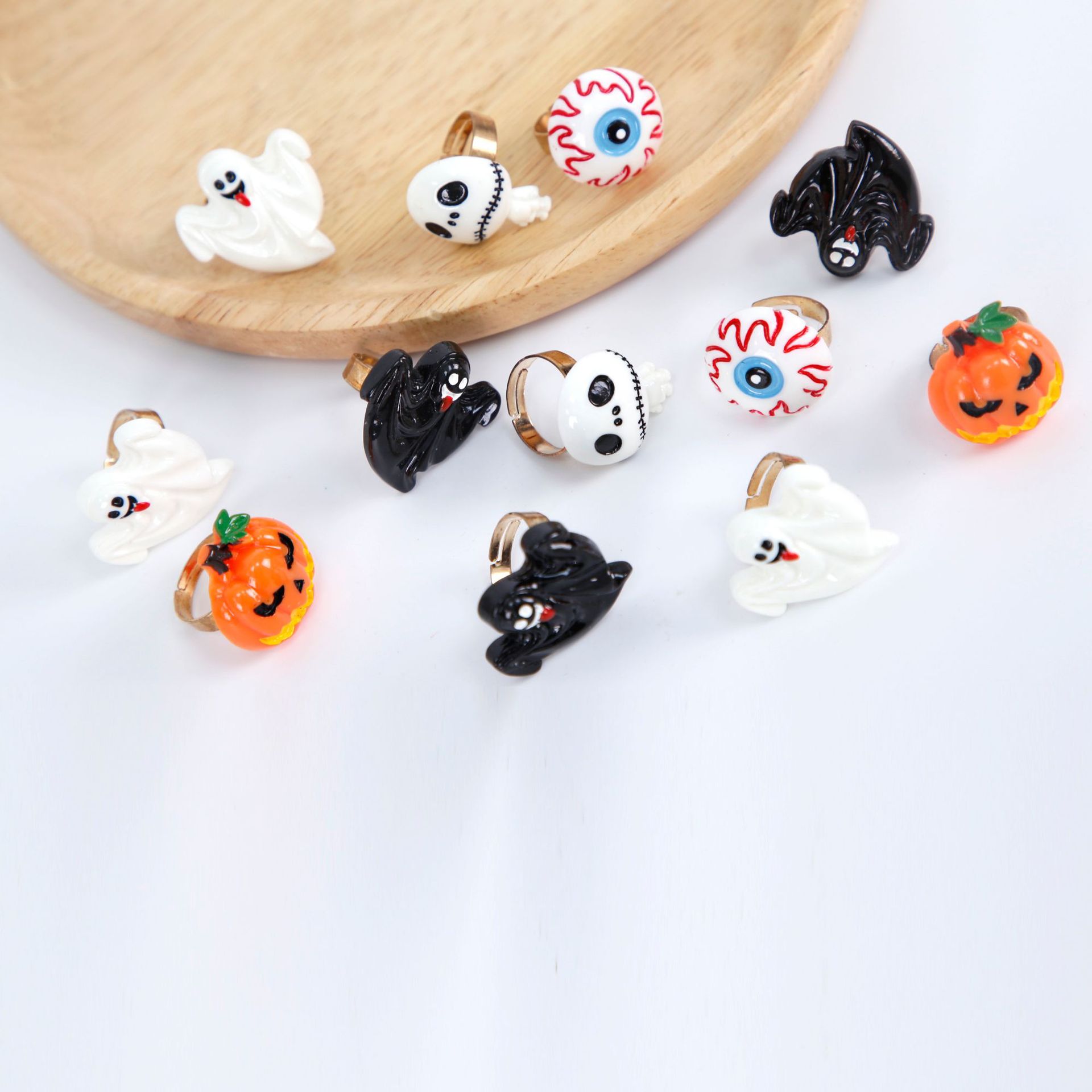 Nuevo anillo fantasma de Halloween transfronterizo para niños Adulto festival de fantasmas decoración de fiesta dibujos animados anillo de calabaza ajustable