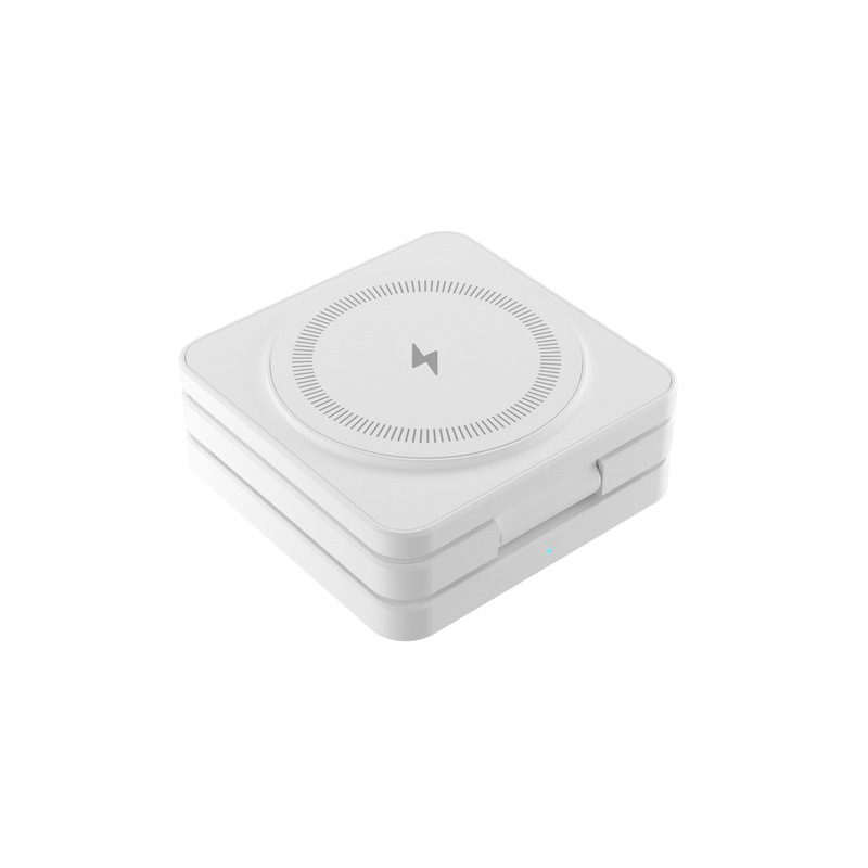 Source Factory 3-in-1 スタック ワイヤレス充電器 i-phone ヘッドフォン、時計、その他のブランドの携帯電話用|undefined