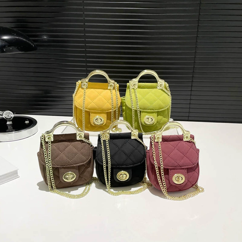 Children's bag with diamond pattern one shoulder, Chanel style, chain bag