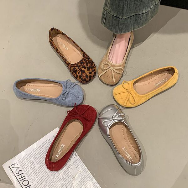 Retro suede romantic and delicate demi-season ballet shoes flat…