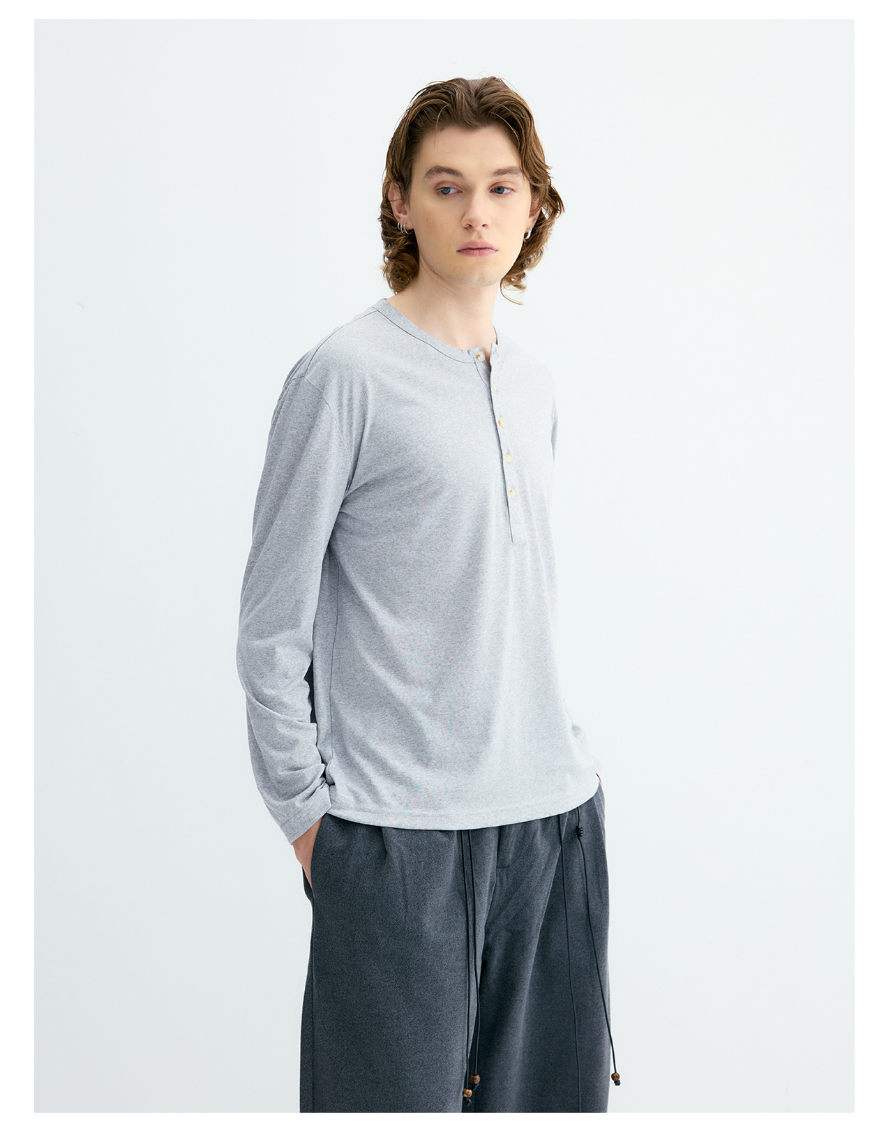 UNF 250g Henry Neck Long-Sleeve Tee