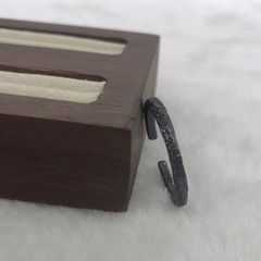 千葉復古烏藤戒指男款潮流個性開口指環黑色莫比烏斯環男士戒指