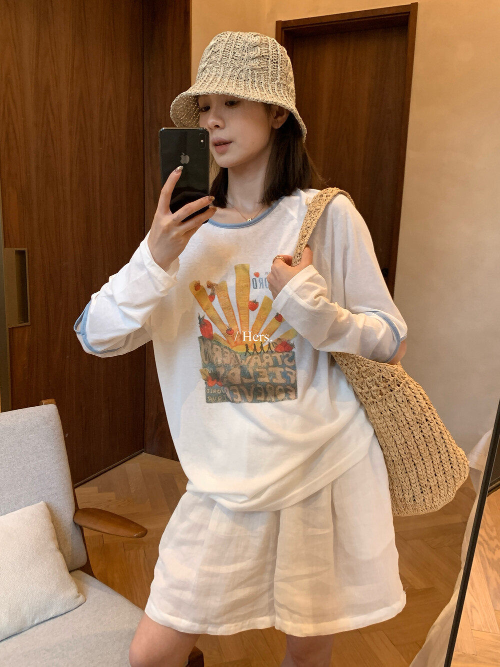 Áo thun nữ tay dài in họa tiết hoạt hình, chất liệu mỏng nhẹ, form rộng thoải mái — Xám tím, màu trắng chi tiết 7