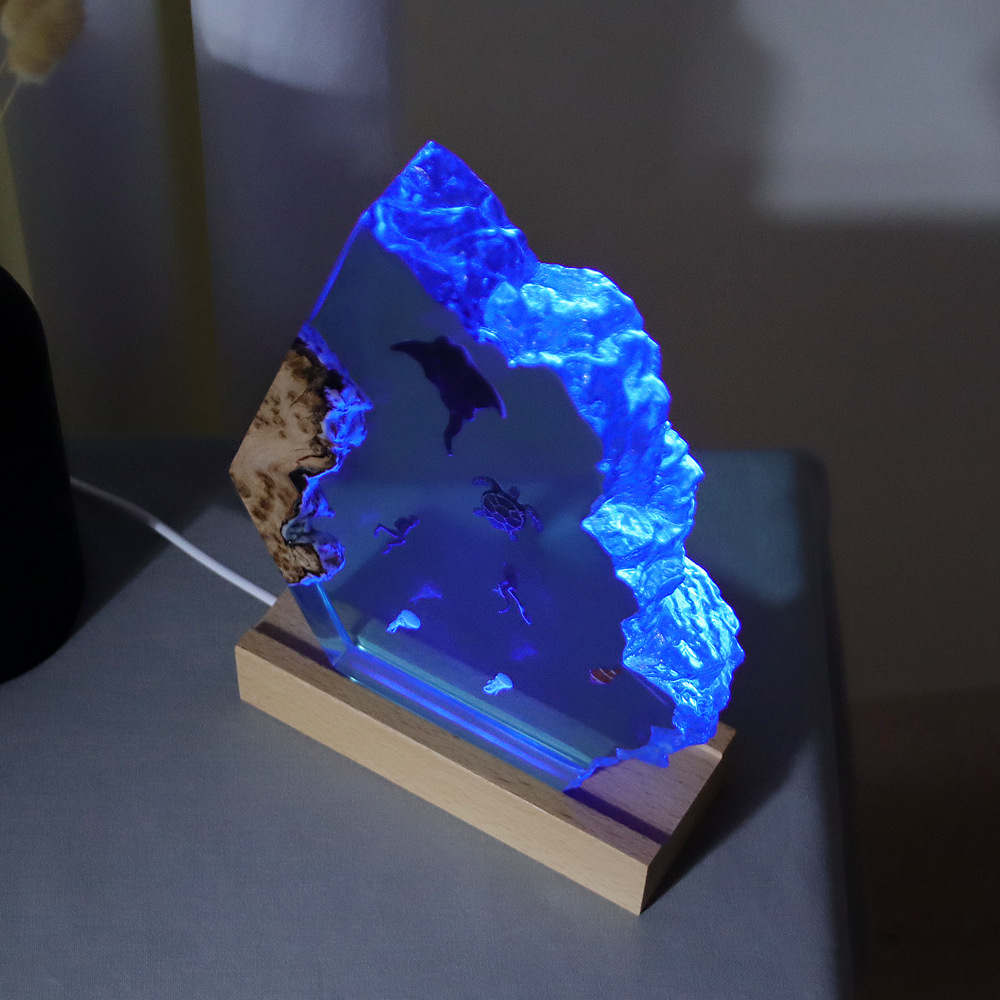 European-style Ocean Diver Micro Landscape Decoration for housewarming and tourism Commemorative Gift-giving Epoxy Resin Crafts Decoration Large