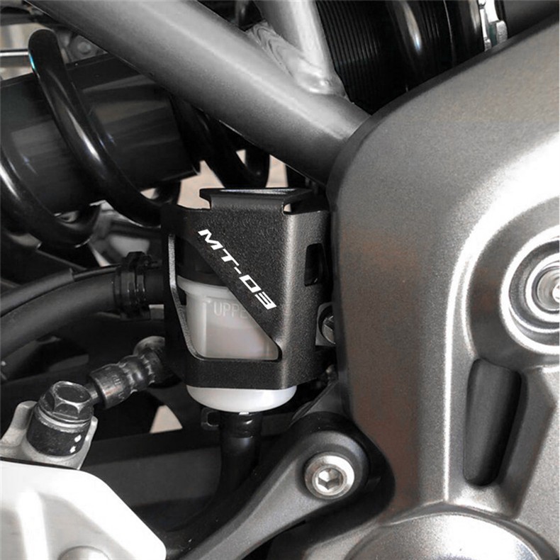 Suitable for Yamaha Mt03 Mt25 R3/R25 15-21 Modified Rear Brake Oil Reservoir Cover Protection Anti-Theft Cover
