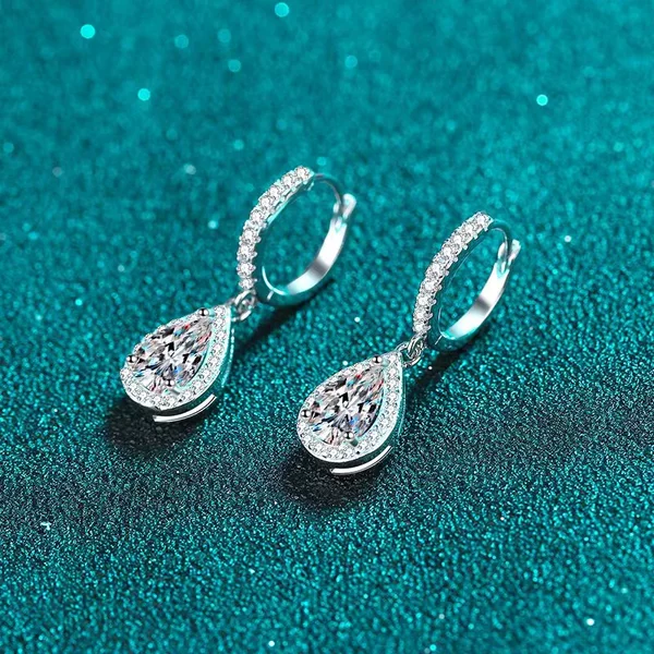 Fashionable Tassel Zircon Water Drop Earrings for Women, Light Luxury, High-End Earrings, Simple Niche Versatile Earrings Wholesale