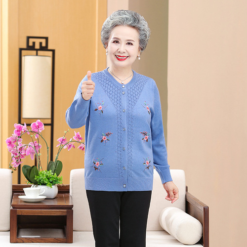 Middle-aged and elderly autumn thin knitted cardigan women's 50 and 60-year-old mother's woolen sweater tops spring and autumn grandma coat