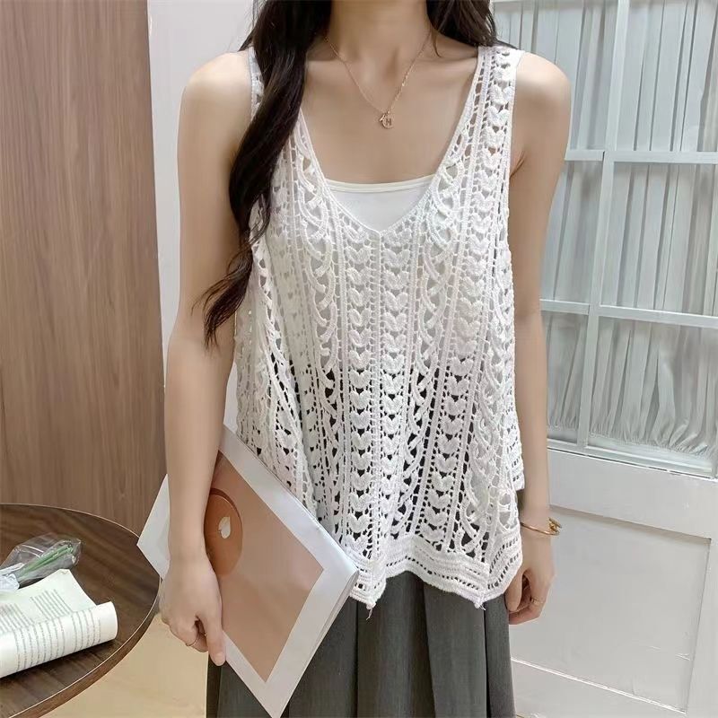 Hollow-Out Crochet Heart-Shaped Vest Knit Top for Women, Summer Outerwear, New Ethnic Style Sleeveless Camisole Blouse for Women Hollow-Out Crochet Heart-Shaped Vest Knit Top for Women, Summer Outerwear, New Ethnic Style Sleeveless Camisole Blouse for Women