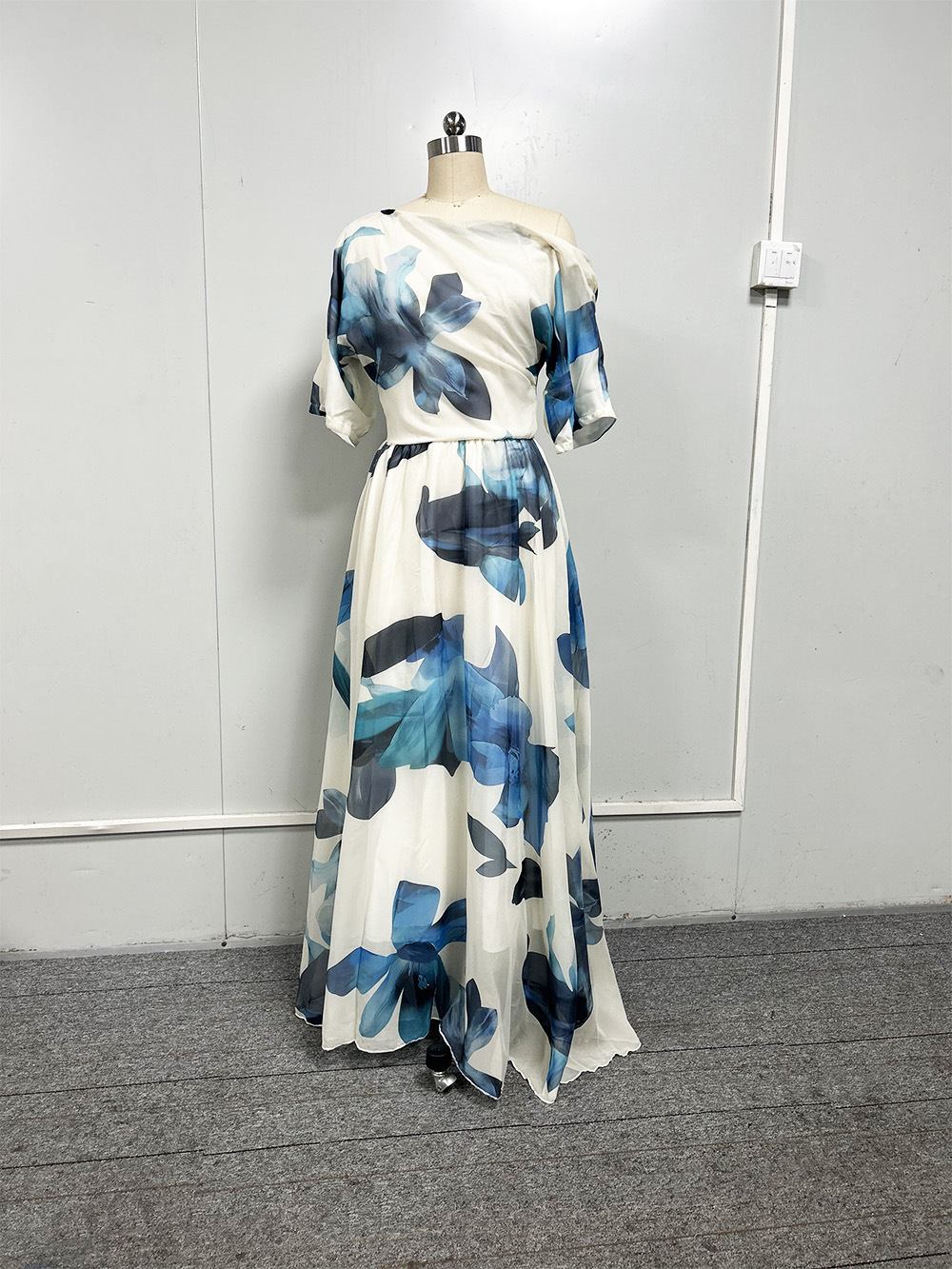 2025 Cross-Border Summer New European And American Bohemian Vacation Style Lace-Up Lolita Flared Printed Dress_ecoleips.com