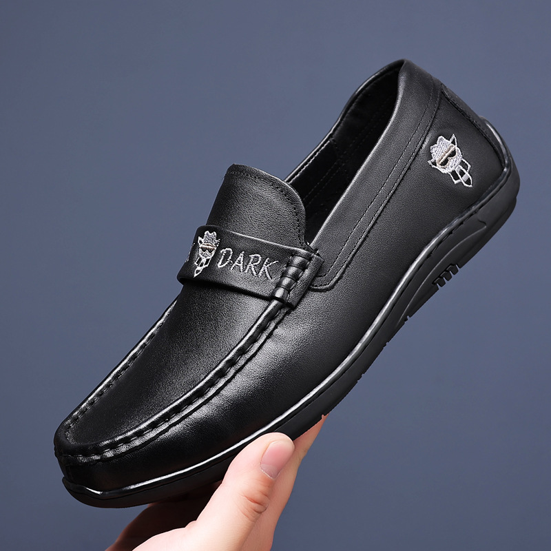 Nueva capa superior de piel de vaca zapatos de guisantes de los hombres de cuero genuino zapatos de cuero casuales de los hombres mocasines de moda papá slip-on zapatos de los hombres