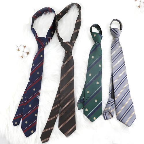 The same style as Plums Ripe, Brown Caramel Badges, Embroidered Blue Striped Women's Handmade Item, British Style, Casual Fashion.