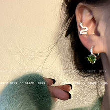 韓國新款綠野仙蹤小眾時髦感綠色愛心耳扣小蛇耳骨夾四件套潮耳飾