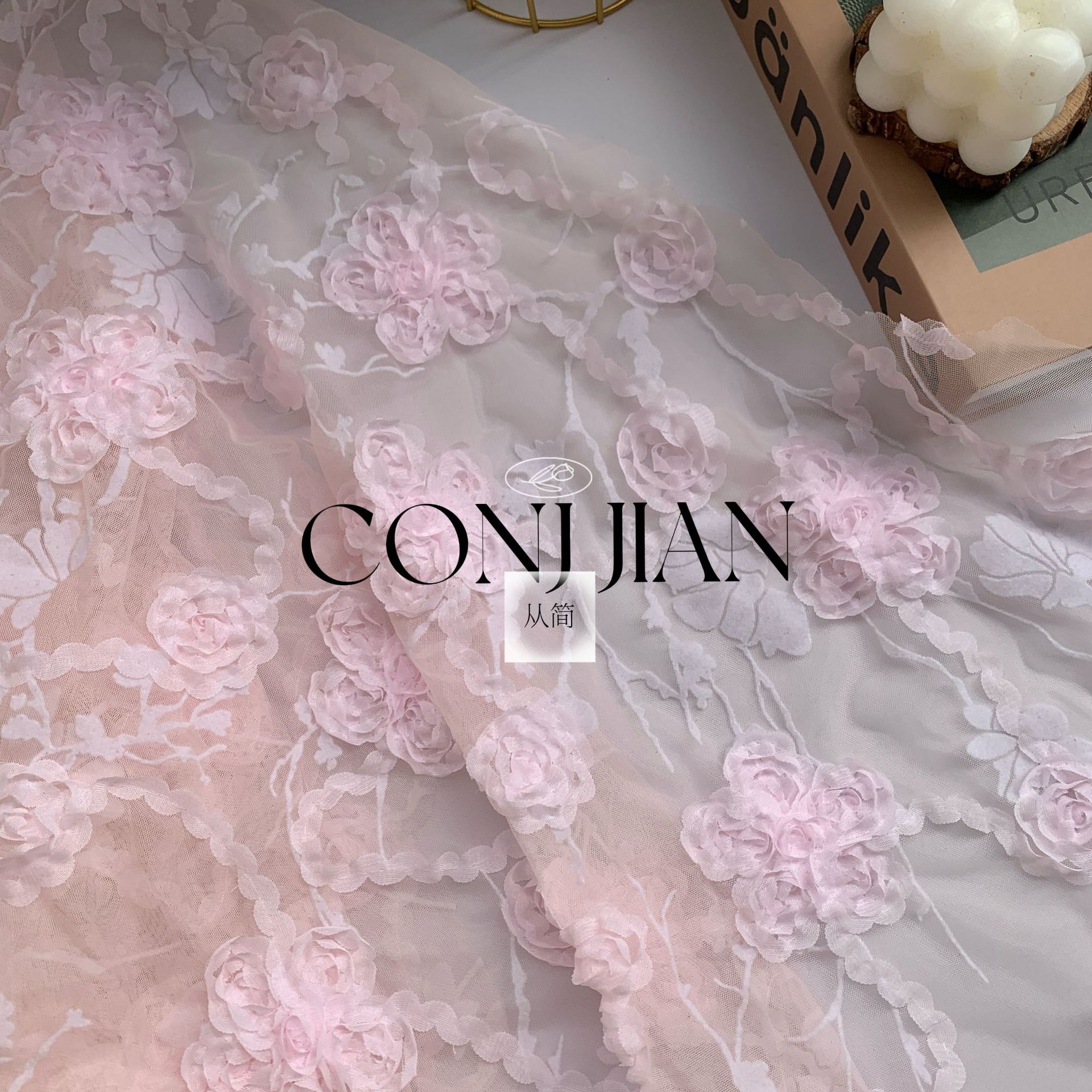 厂家批发彩色绣花布菊花植绒面料钩花盘带刺绣蕾丝花边材料头巾布