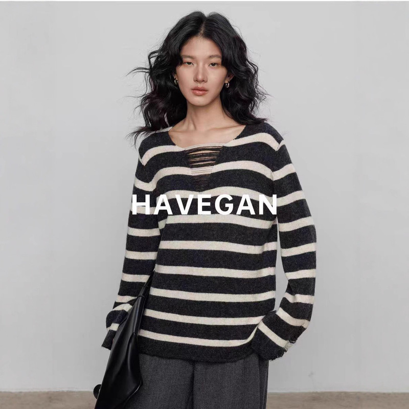 Havegan/Winter V-Neck Long-Sleeved Soft Wool Knit Sweater for Women, Loose and Lazy Old Money Style Sweater