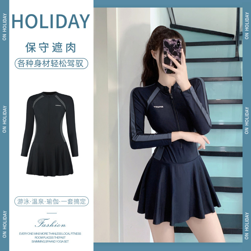 Swimwear Women's 2025 New Summer Conjoined Long-sleeved Swimwear Conservative Slim Belly Covering Women's Sports Sunscreen Swimwear