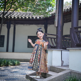 Dunhuang Feitian 2025 New Girls' Long Dress, Improved Tang-Style Hanfu Sleeveless High-Waist Vacation Dress