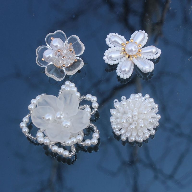 新款手工钉珠串珠花心花朵水晶耳环饰品配件领口服装装饰辅料配件
