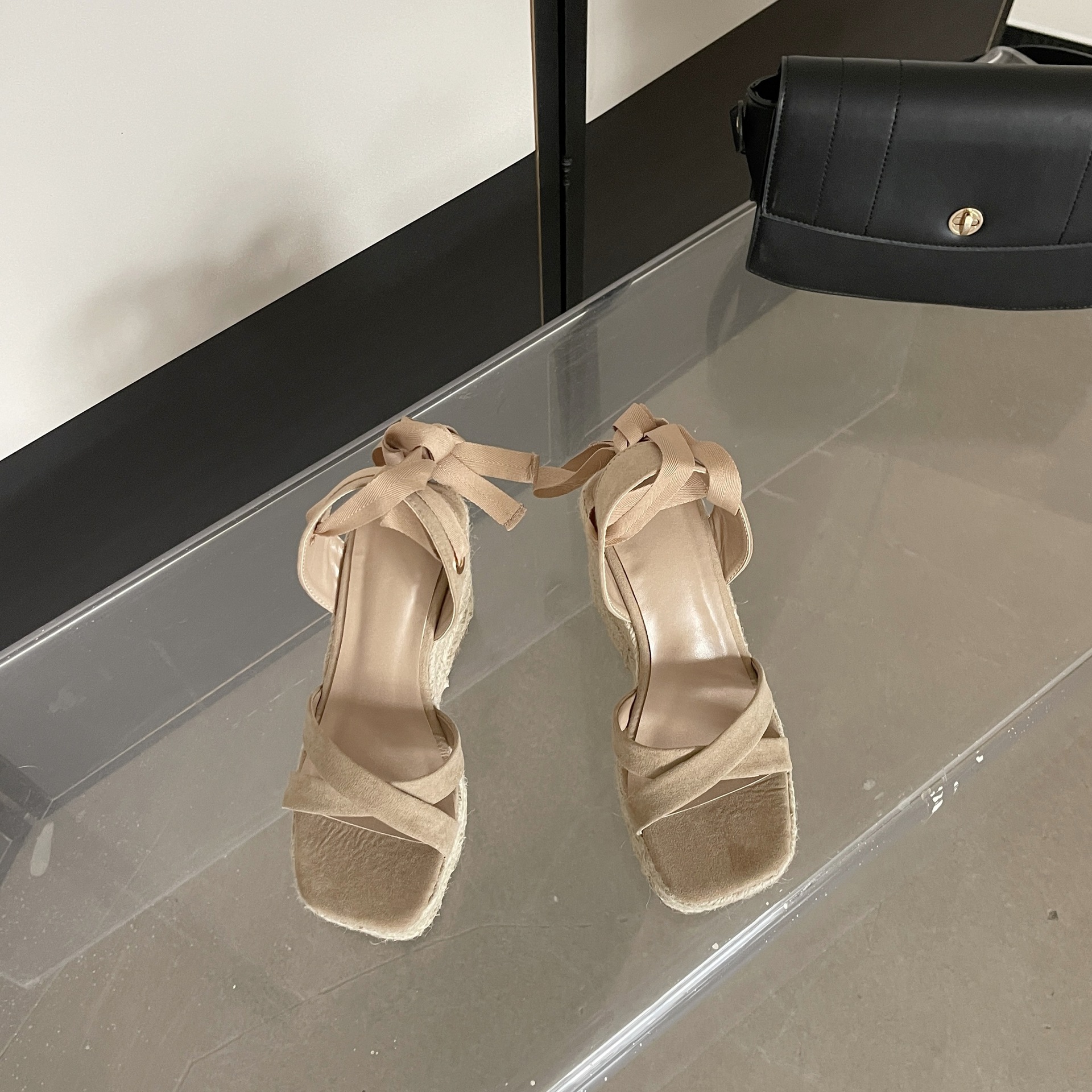 Espadrilles à talons compensés pour femme style français élégant_voghion.com