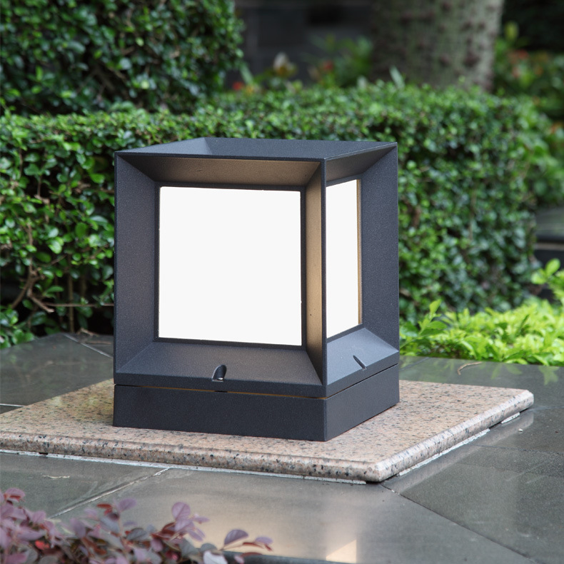 中山市泓冠照明科技有限公司