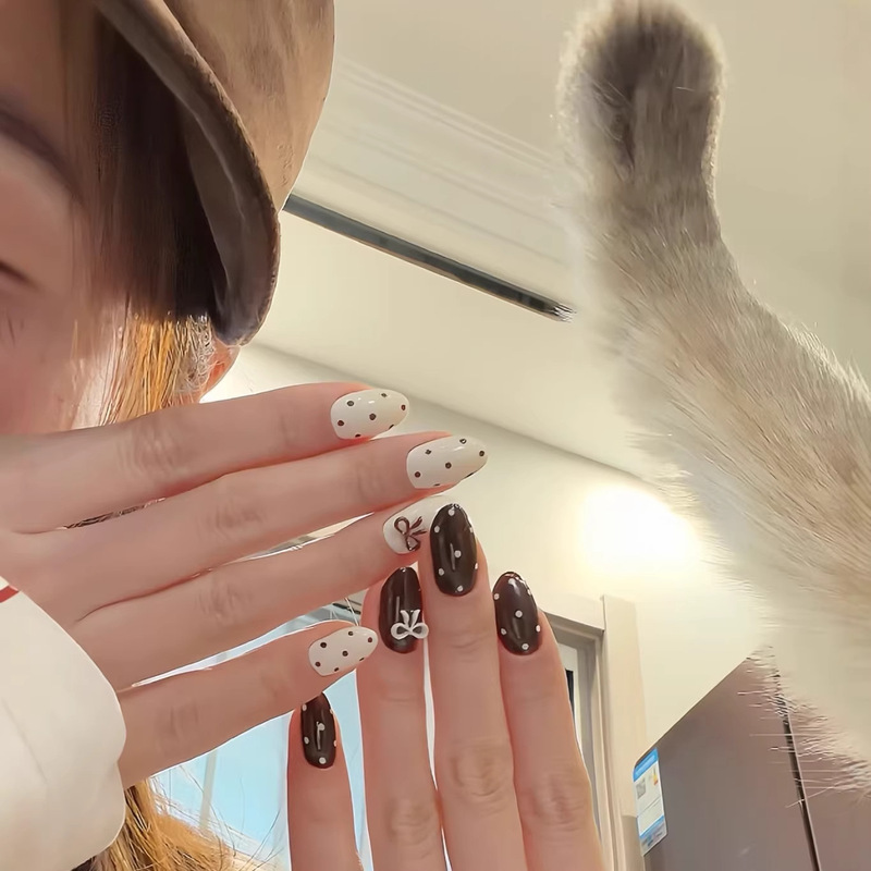 Chocolate White Polka Dot Ab Style Xiaohongshu Hot-Selling Cute Handmade Wearable Nail Art Phototherapy High-End Short Oval Chocolate White Polka Dot Ab Style Xiaohongshu Hot-Selling Cute Handmade Wearable Nail Art Phototherapy High-End Short Oval