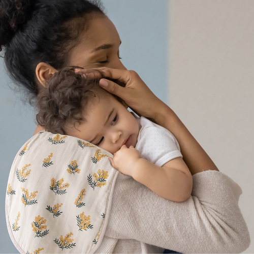 Baby burp towel muslin six-layer gauze bib newborn cotton shoulder pad baby bib spit-up towel