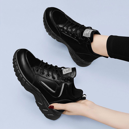 2024 New Women's Shoes Korean Version Versatile Casual Shoes Comfortable Breathable Sports Shoes Spring Women's Old Beijing Cloth Shoes Cross-border