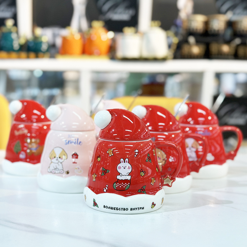 Caricatura encantadora cachorro taza de cerámica de Navidad regalo de Navidad taza de agua doméstica taza de oficina taza con cubierta cuchara