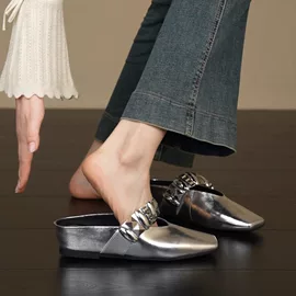 女式皮靴;厚底拖鞋;平底拖鞋