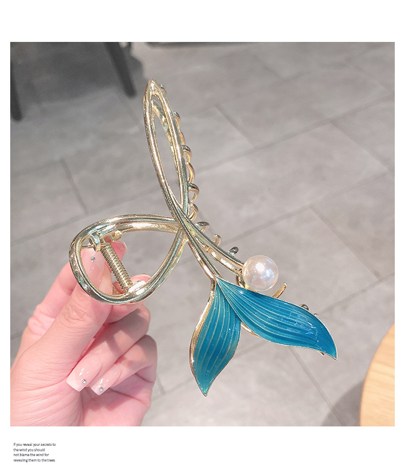 Forcina per capelli a coda di pesce squisita Blue Pearl grande fermaglio per capelli indietro testa estate fermaglio per capelli temperamento squalo fermaglio copricapo_voghion.com