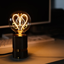 �羳�۵�������G95���ğ��¹ş����{��LED�����b�G30�͹ş���4W