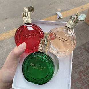 ����Ůʿ��ˮ���m������ĸ߶��浭��Ů�ѶY���b������ȻŮ��ζ