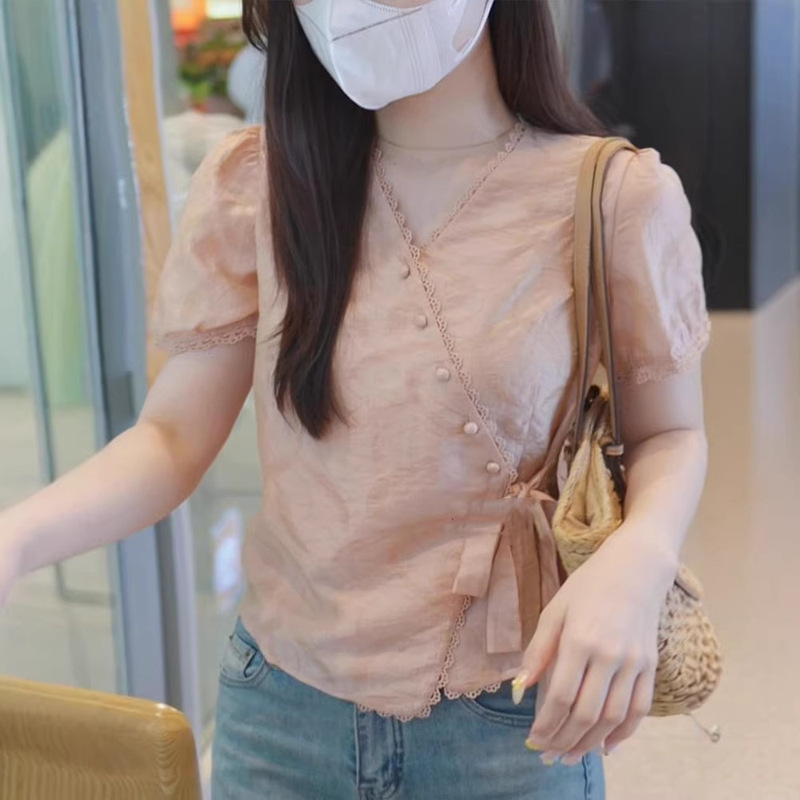 Korean-Style Design Pink-Orange Side-Tie Lace Collar Shirt for Women, Summer 2026, Age-Reducing, Gentle Short-Sleeve Top, Trendy