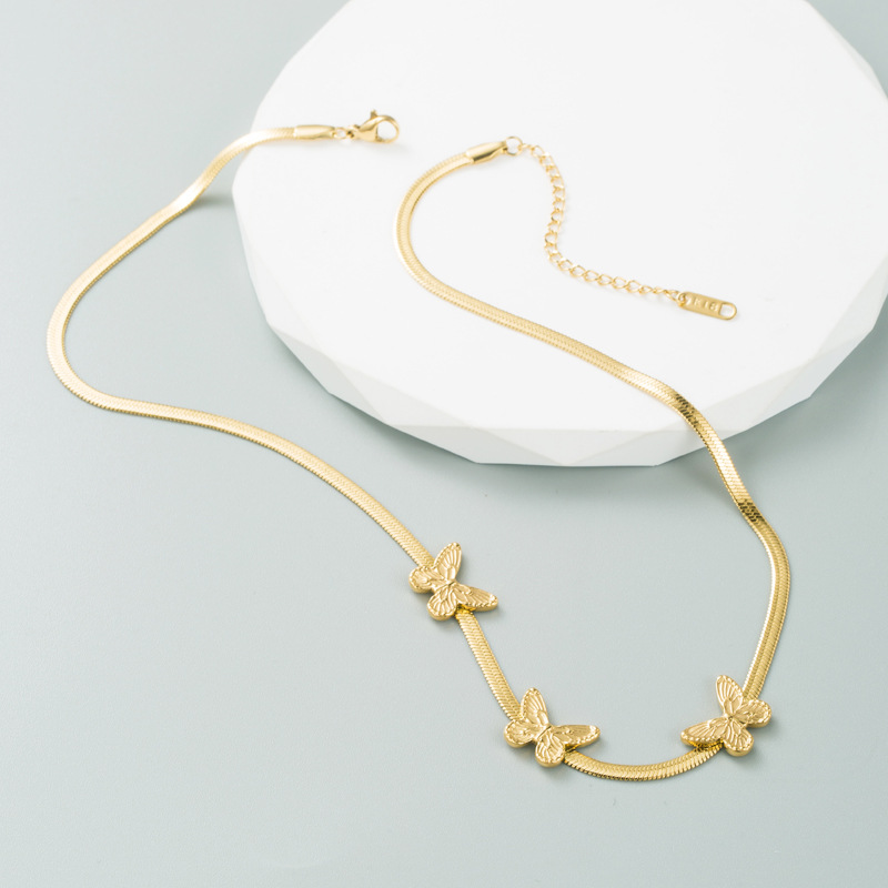 Fashion Butterfly Alloy Plating Choker
